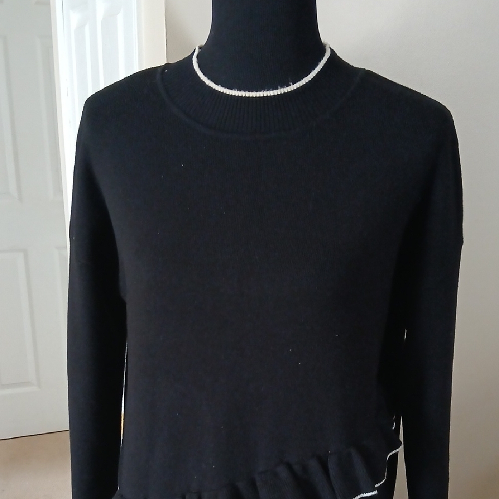 Chic Black Ruffle Long Sleeve Knit Dress - Picture 5 of 11